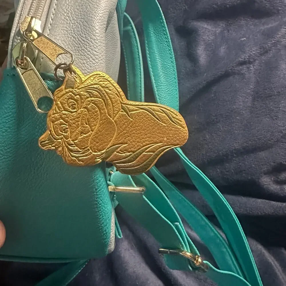 Exclusive Loungefly Disney Princess Jasmine Cosplay mine Backpack rajah Aladdin